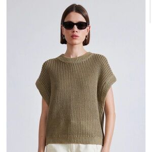 Apiece Apart Olivia Vest M/L in Olive Branch